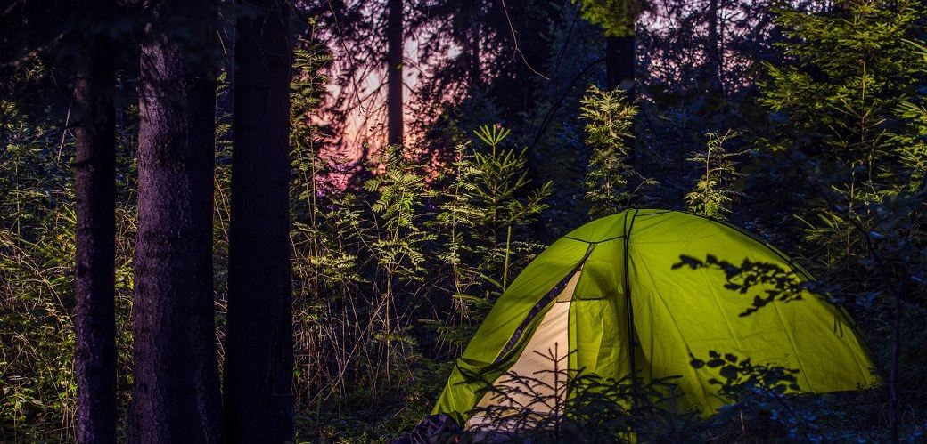 Aufregend wie Zelten – nur komfortabler - Erlebnisübernachtungen im Schlafwürfel
