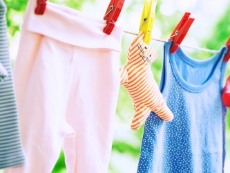 Gebrauchte Kinderbekleidung bequem kaufen und verkaufen lassen